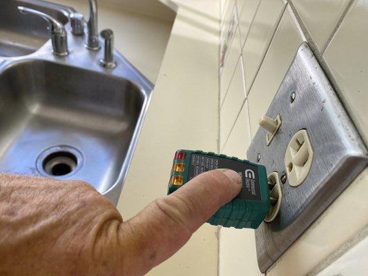 Electrical inspection | GFCI protection not installed within 6 feet of a water source