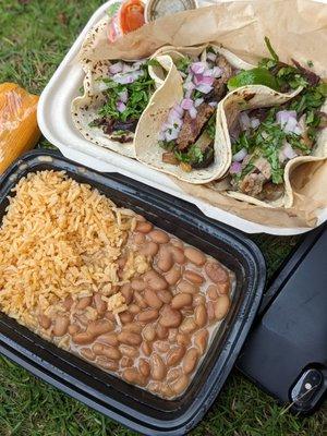 Cabeza, carne asada, carnitas tacos