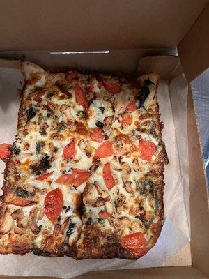 Chicken Margherita Pizza