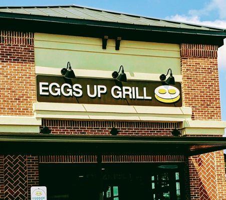 Eggs Up Grill