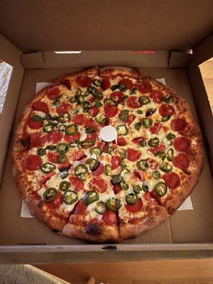 18" Pepperoni Jalapeño (well-done)