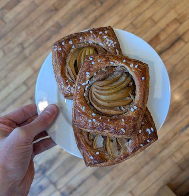 Asian Pear + Toasted Pecan Flaxipane.

Pears from the neighborhood. Grains from the state. Made with many hands in the bakery.