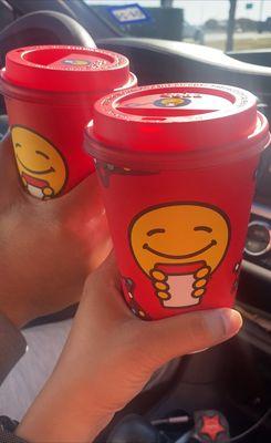 The cups are cute!