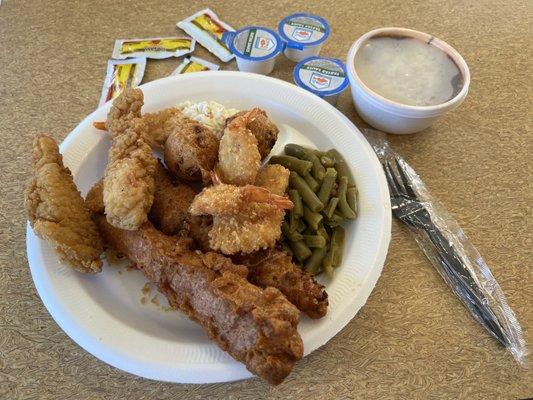 spicy supreme sampler & small gumbo