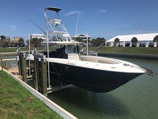 Storm Surge Custom Aluminum Top Mount Lift