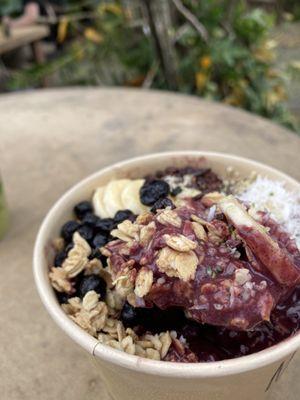 Loaded Açaí Bowl (so good!)