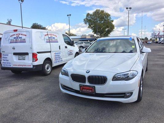 Bmw windshield replacement  www.aztekglass.com