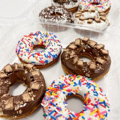 YUMMY Protein Donuts