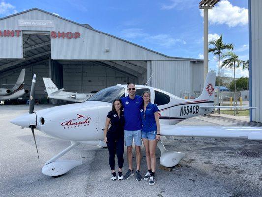 With Chief CFI Charlie Berichi & Instructor Julia Stallone doing my Cirrus Training!