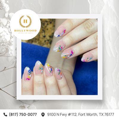 Enhance your nails with beautiful flower nail art that brings a touch of nature and elegance to your style!