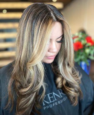 Blonde balayage