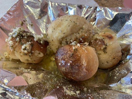 Garlic knots