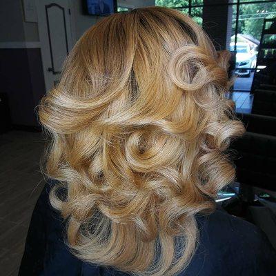 Healthy Blonde Hair Color!