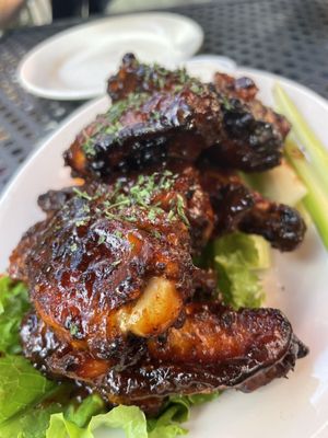 Barbecued chicken wings - very tasty!