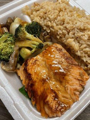 Salmon Hibachi Lunch Special