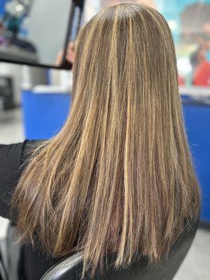 Partial highlights and blow dry