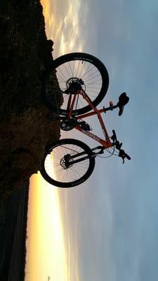 Couldn't pass this moment up on such a beautiful day with a beautiful sunset, on an awesome Mountain Bike(KONA)...