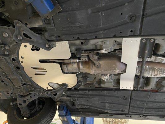 Prius gen 3 catalytic converter shield.