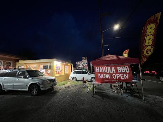 9.20.23 Cool BBQ Spot That Lures You In By It's Great Mouthwatering Smell