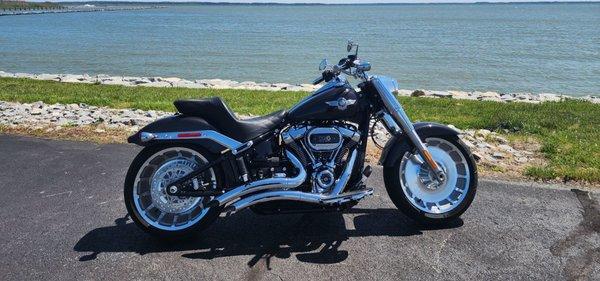 21 Fat Boy with 1000 miles. Sitting on the dock of the bay!