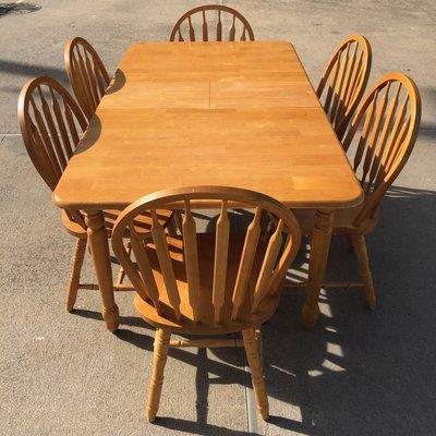 Nice double extension dining set for only $150