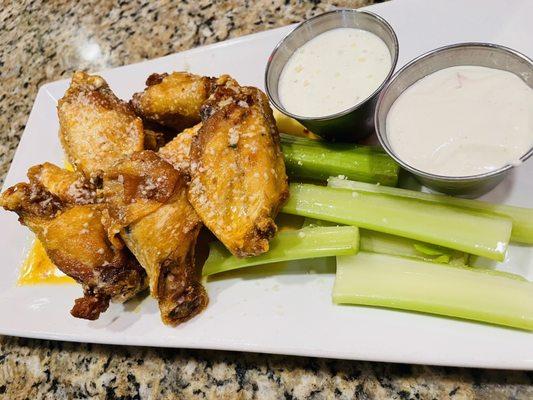 Garlic parm wings