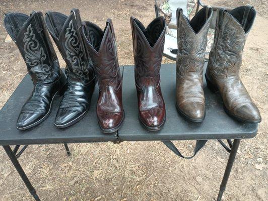 As you see if you a bootsman them black cherry Cody's & black Justin's let's not for get about them laredo's.
 Nice set an I trust LA boot's