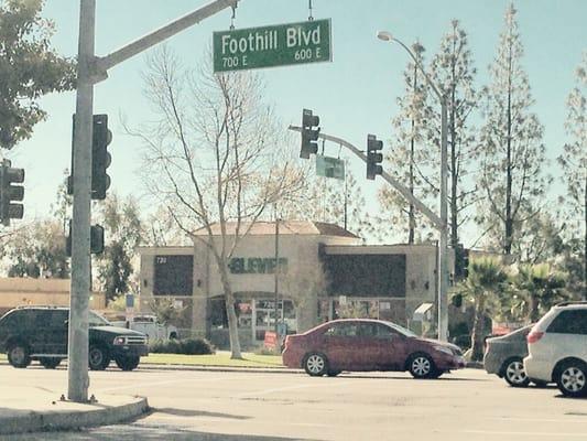 Front view from the corner of Foothill Blvd and Campus Ave on a very busy intersection.