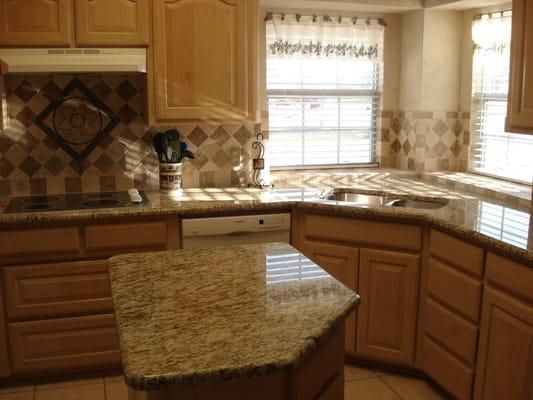 3cm Giallo Ornamental w/ Walnut & Ivory 4x4 Backsplash - Corner Stone Granite & Floors - CSGDFW.com