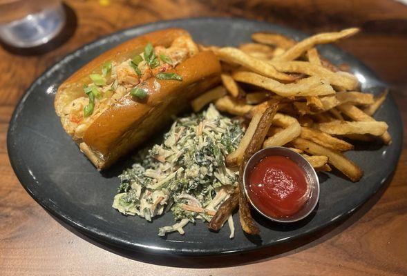 Lobster Roll with fries