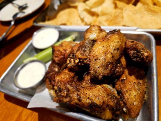 Lemon pepper chicken wings