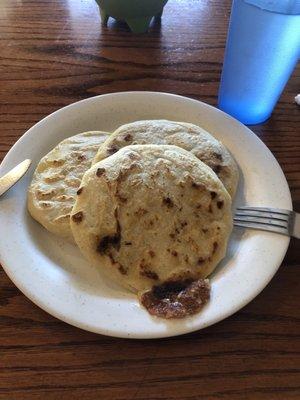 Pupusas Revueltas!