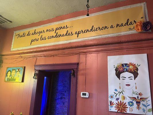 The walls with Frida.