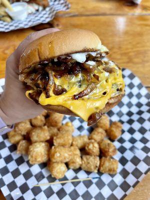 Double Pub Cheeseburger @RoxysGoodEats