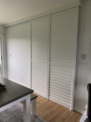 Custom made sliding door/partition