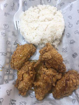 Wings with honey garlic and white rice