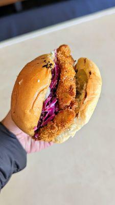 Israeli Hot Chicken Sandwich | Instagram: @telephonesmoothie