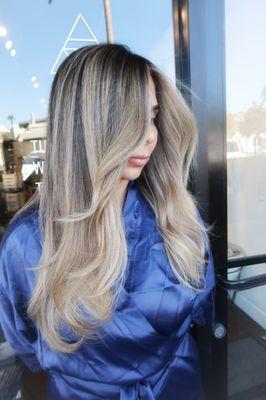 Bronde / Brunette
 Blonde / Balayage
 by Brooke