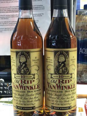 Pappy Van Winkle 10 Year. If interested, please message the business for offers. Get it while its here!