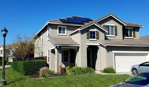 West Sacramento, CA
  5.4 kW Solar Install.  Palmer Family.