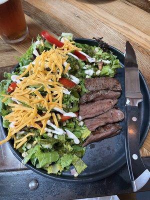 Steak salad