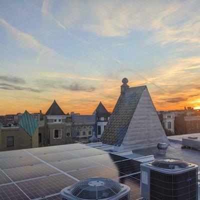 There are many ways to install solar on  flat roof. Ipsun has experience in DC and can make sure it's done right.