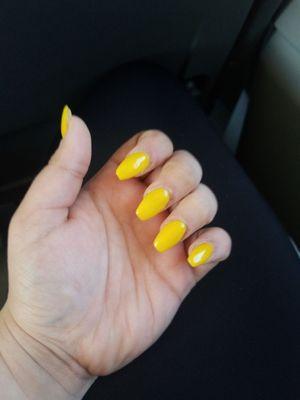 Yellow dip nails