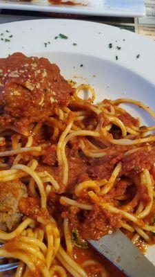 Spaghetti & meatballs