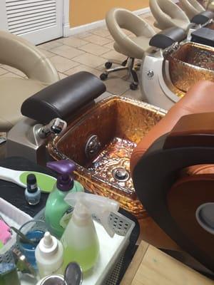 Pedicure stations are beautiful