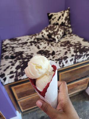 A great nook to sit in and vanilla ice cream and a red velvet cone.