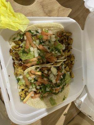 Dos Pollo tacos