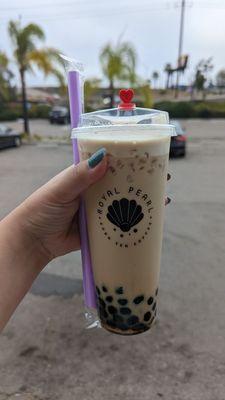 Black milk tea with tapioca pearls, 75% sugar, less ice ($6.14)