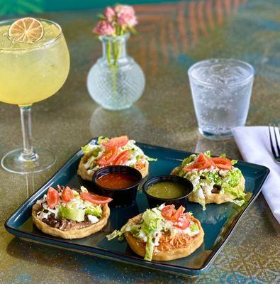 Sopes & Margarita