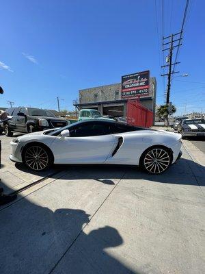 McLaren gt